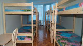 Гостевой дом Цимлянский двор Тюмень Спальное место на двухъярусной кровати-1